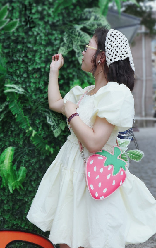 Barabum Discover the Charm of the Cute Strawberry Bag: The Perfect Fashion Accessory for Every Kawaii Lover